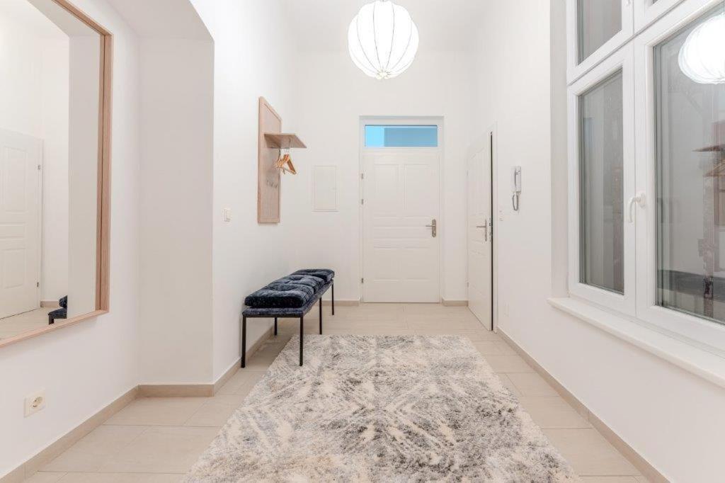 Deluxe Apartments Near The Center クレムス アン デル ドナウ エクステリア 写真