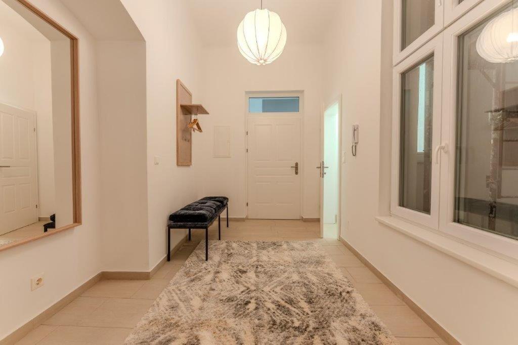 Deluxe Apartments Near The Center クレムス アン デル ドナウ エクステリア 写真